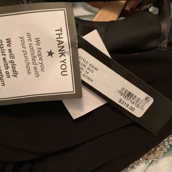 Xscape "DORTHEY"  LONG CAVIAR BEADED JERSEY KNIT ONE SHOULDER LONG SLEEVE DRESS - Picture 13 of 13